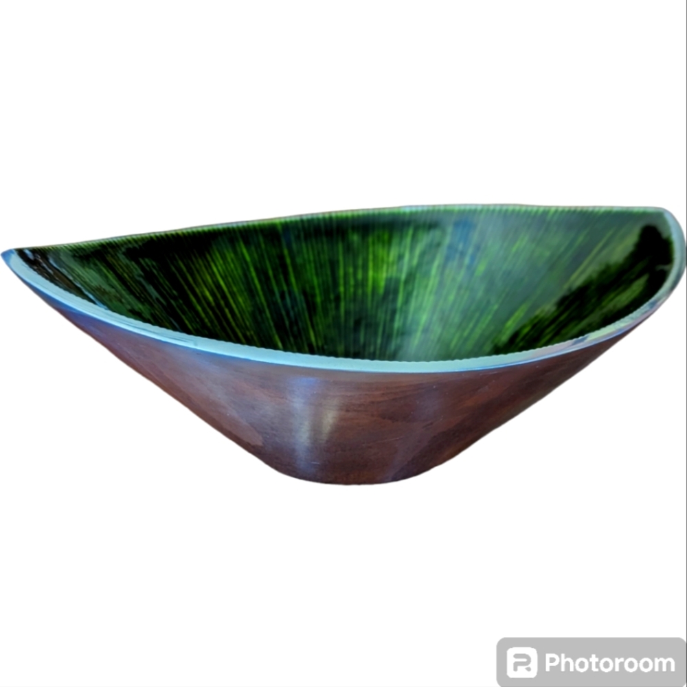 SIMPLY DESINGZ  Bowl Silver & Dark Green almond shaped